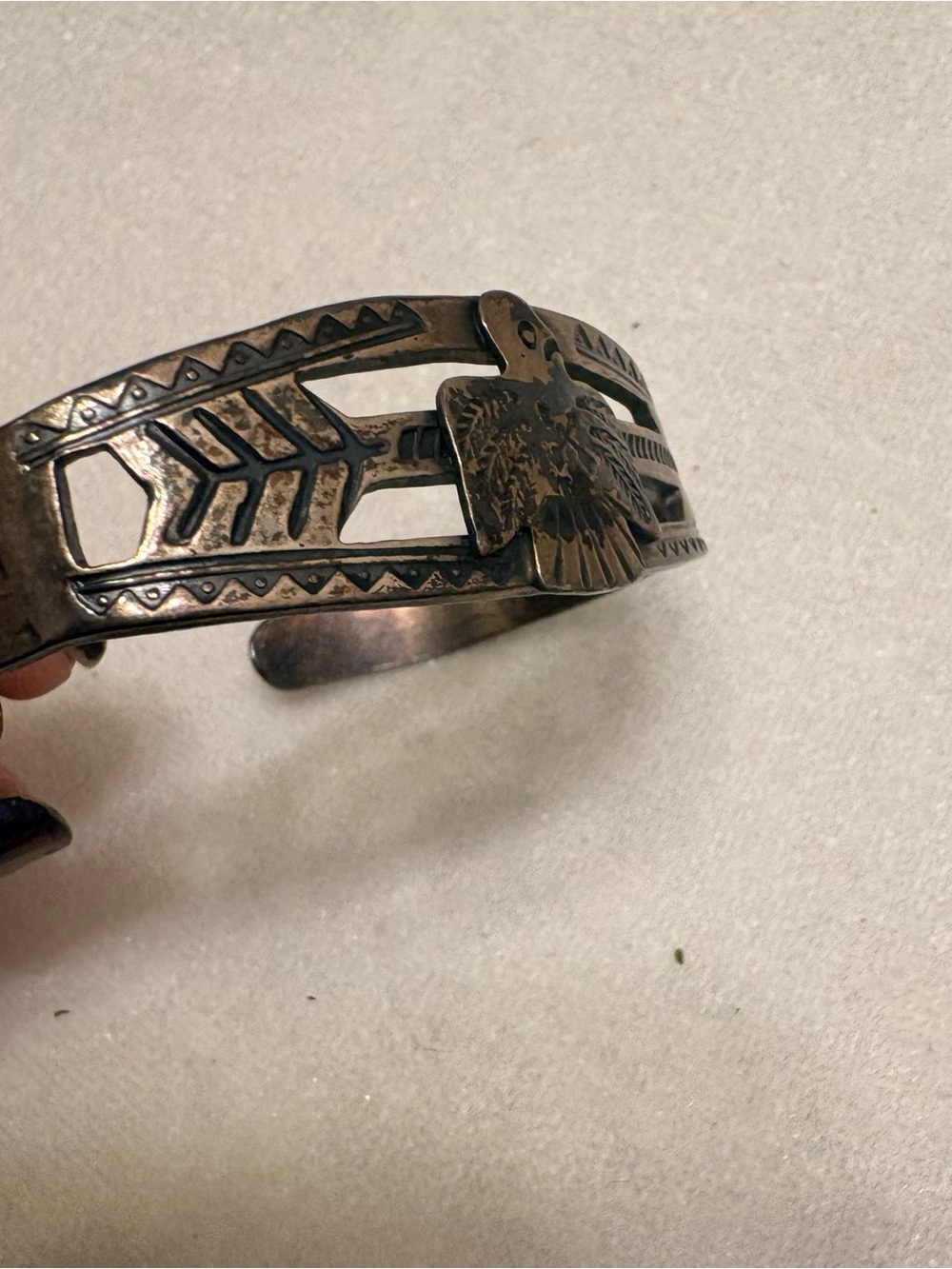 Vintage Southwestern Silver Tone Thunderbird Arrow Cuff Bracelet - Picture 12 of 15